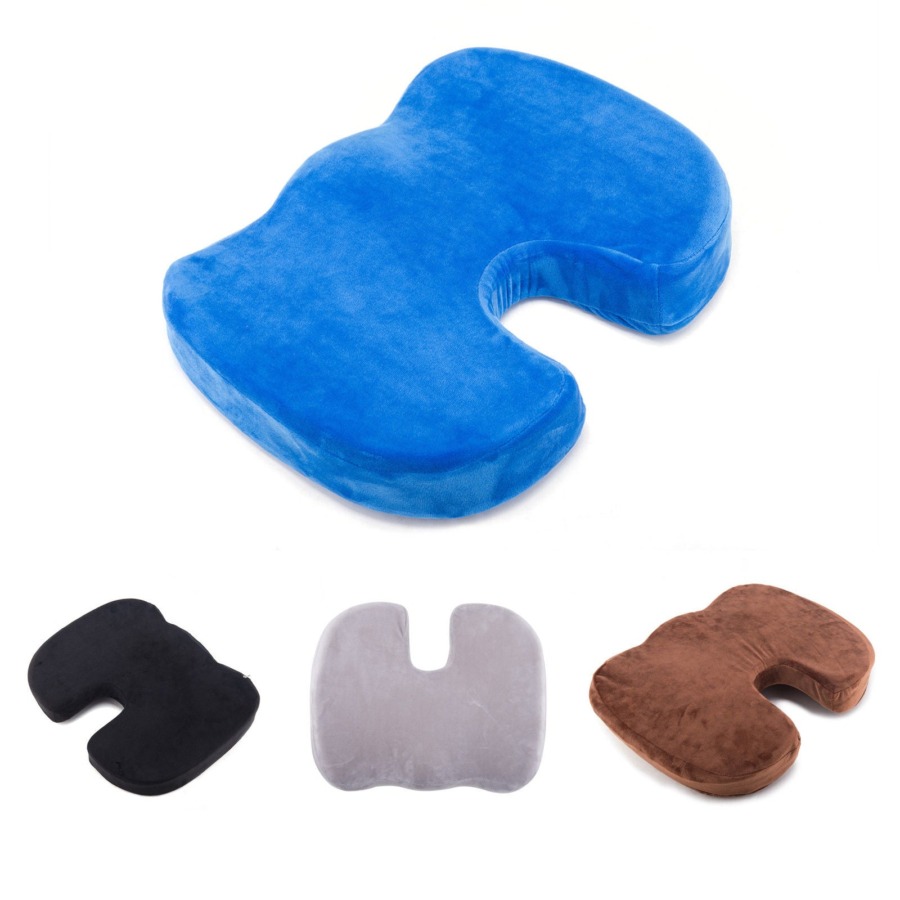 Cuscino ortopedico da seduta in memory foam con ritaglio per il coccige Cuscino ortopedico da seduta in memory foam con ritaglio per il coccige